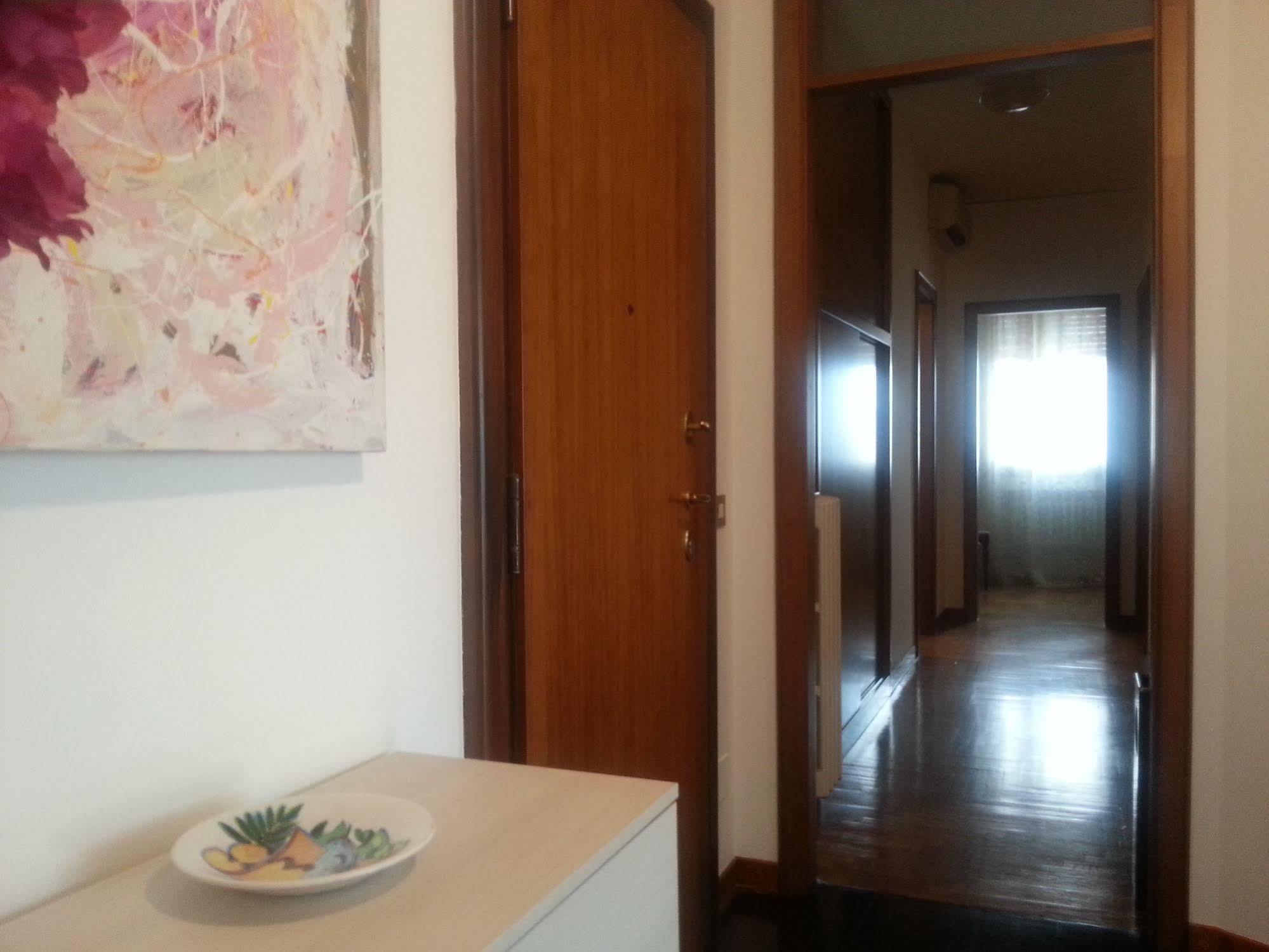 Appartamento Con 2 Camere E Garage Privato! Padova Dış mekan fotoğraf