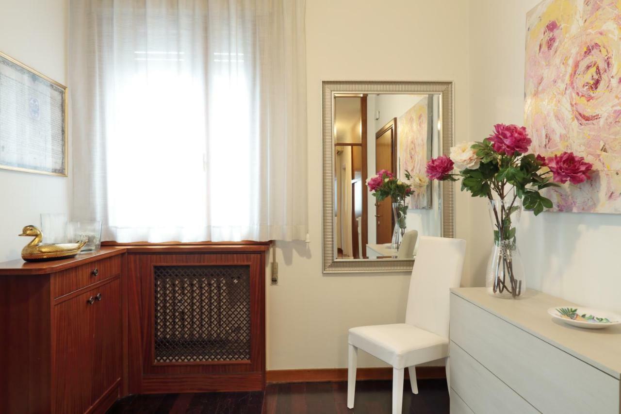 Appartamento Con 2 Camere E Garage Privato! Padova Dış mekan fotoğraf